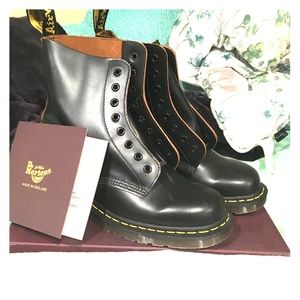 Brand New Dr Martens Vintage 1460 UK 8